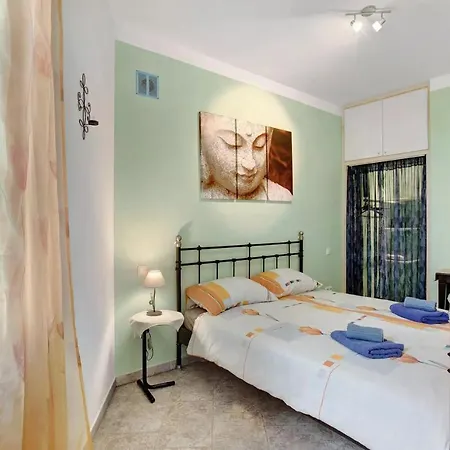 Casa Tamara Quiet Holiday Flat With Great Views Of The Mountains And The Sea